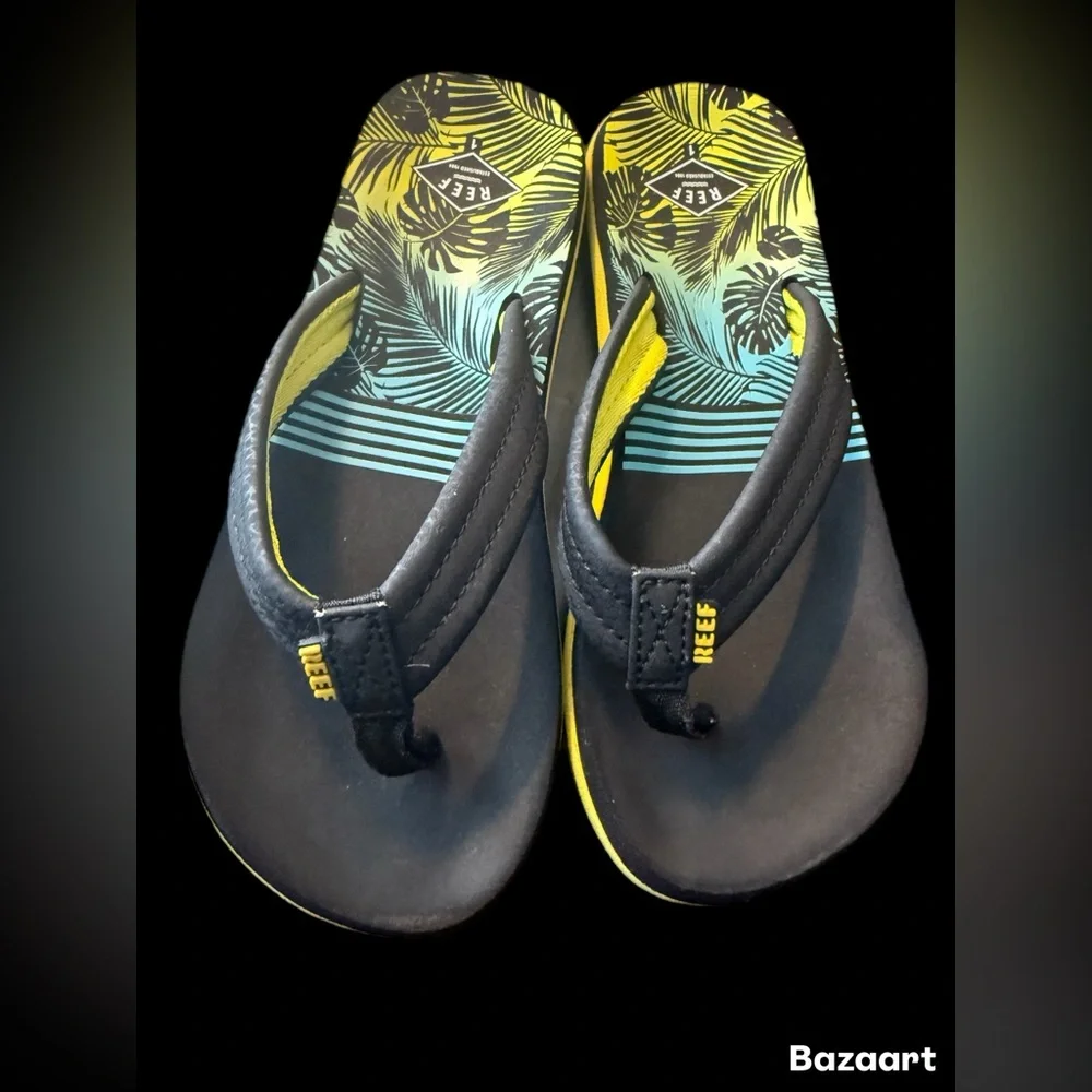 Boys reef flip flops size 1‎